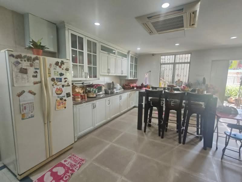 Semi-Detached House for Sale in Taman Desa Wangsa (Batu Maung) - Desmond Lee - Kitchen - PropertyGuru.com.my