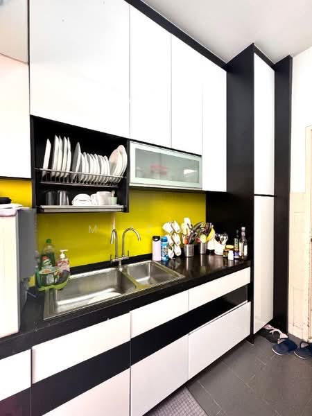 Townhouse for Sale in Ampang (Kuala Lumpur) - Mezzie . - Kitchen - PropertyGuru.com.my