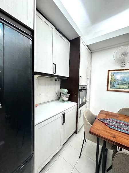 Townhouse for Sale in Ampang (Kuala Lumpur) - Mezzie . - Kitchen - PropertyGuru.com.my