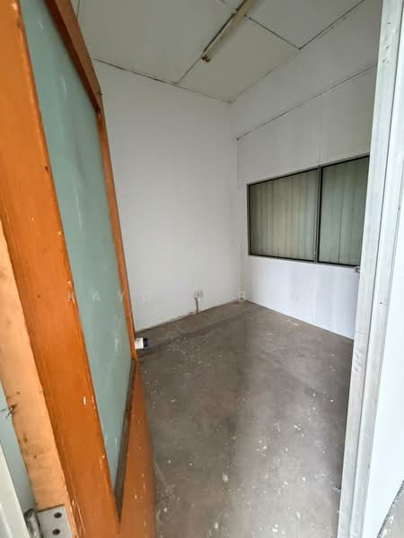 Shop / Office for Rent in Taman Puchong Intan (Puchong) - Kayden Bong - Interior - PropertyGuru.com.my