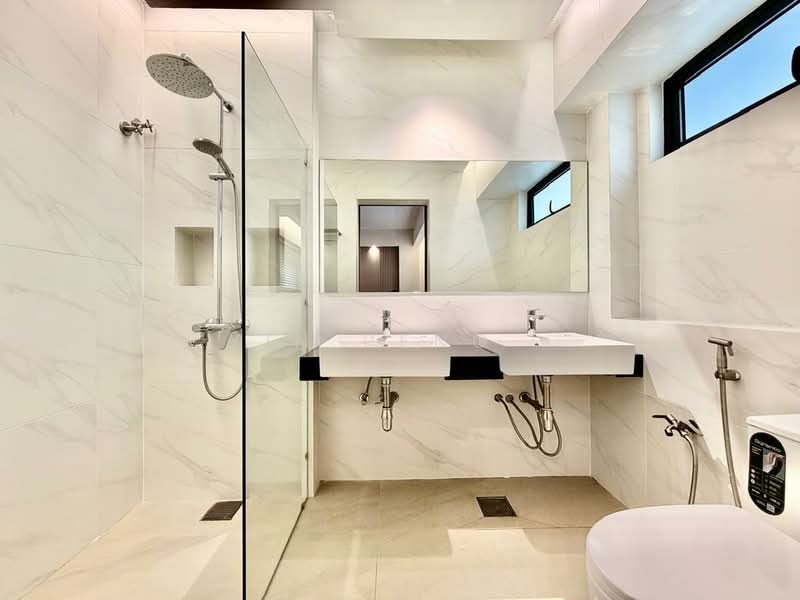 Semi-Detached House for Rent in Taman Tun Dr Ismail (Kuala Lumpur) - Yin Peng . - Bathroom - PropertyGuru.com.my