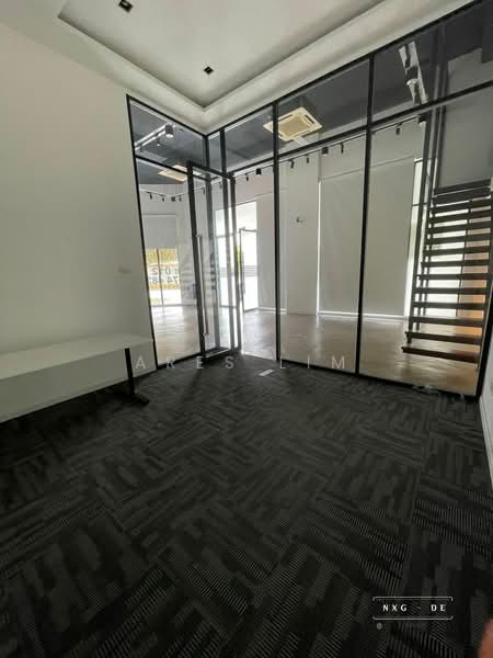 Shop for Rent in Eco Sanctuary (Telok Panglima Garang) - Ares Lim - Interior - PropertyGuru.com.my