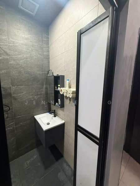 1-storey Terraced House for Sale in Taman Pulai Utama (Skudai) - Jennifer Ng - Bathroom - PropertyGuru.com.my