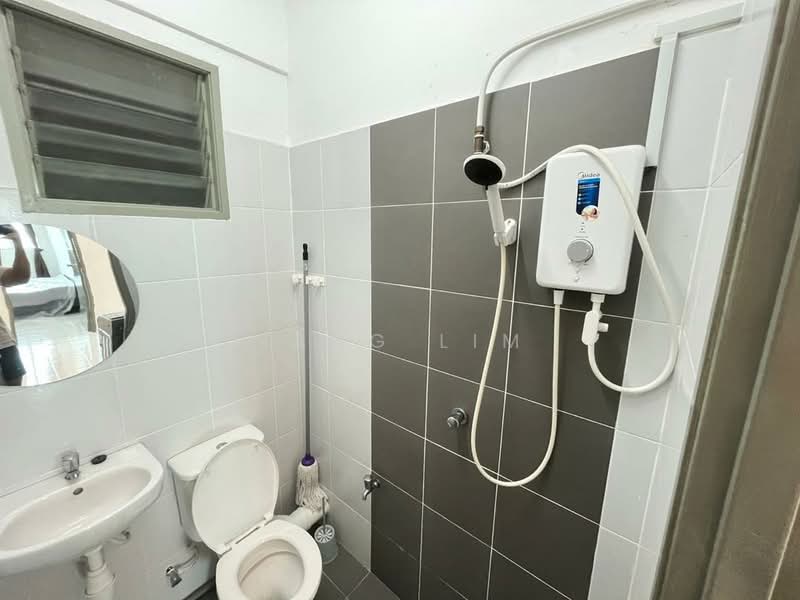 Apartment for Rent at The Rise Collection 2 - Yang Lim - Bathroom - PropertyGuru.com.my