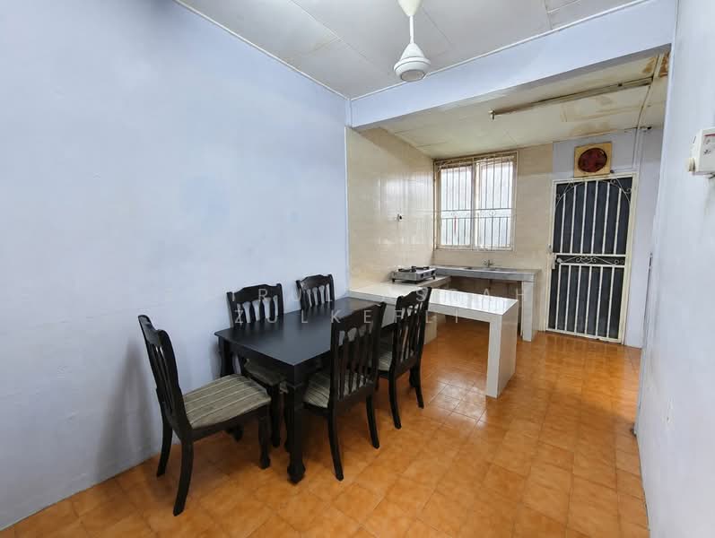 1-storey Terraced House for Sale in Senawang (Negeri Sembilan) - Zairul Asrah Zulkefli - Kitchen - PropertyGuru.com.my