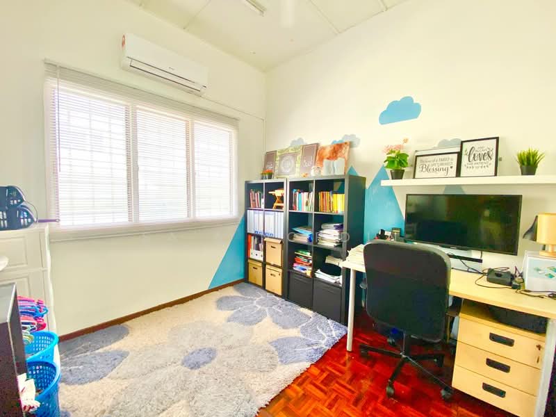 2-storey Terraced House for Sale in Usj 6 (Subang Jaya) - Sa'a Nordin - Study - PropertyGuru.com.my