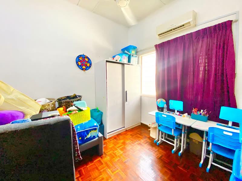2-storey Terraced House for Sale in Usj 6 (Subang Jaya) - Sa'a Nordin - Study - PropertyGuru.com.my