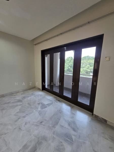 Condominium for Sale at Sri Alam Condominium - Hazeman Omar - Balcony - PropertyGuru.com.my