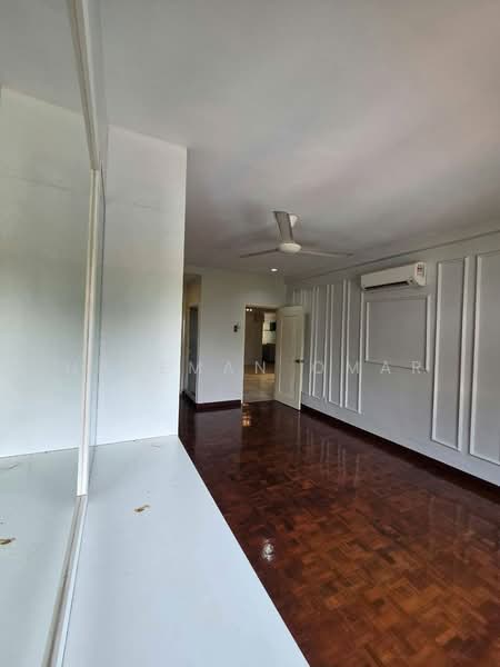 Condominium for Sale at Sri Alam Condominium - Hazeman Omar - Living Room - PropertyGuru.com.my