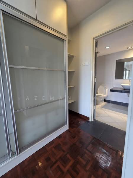 Condominium for Sale at Sri Alam Condominium - Hazeman Omar - Bathroom - PropertyGuru.com.my