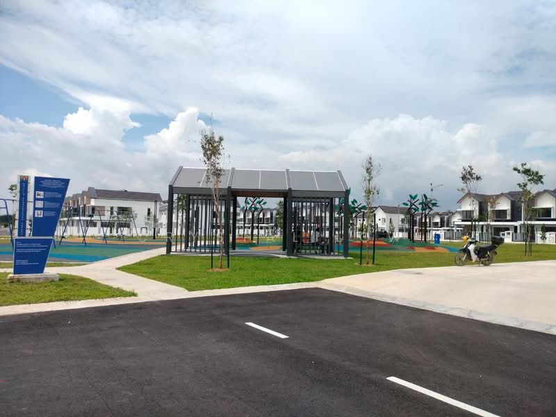 2-storey Terraced House for Sale in Dengkil (Selangor) - Crystal Low - PropertyGuru.com.my