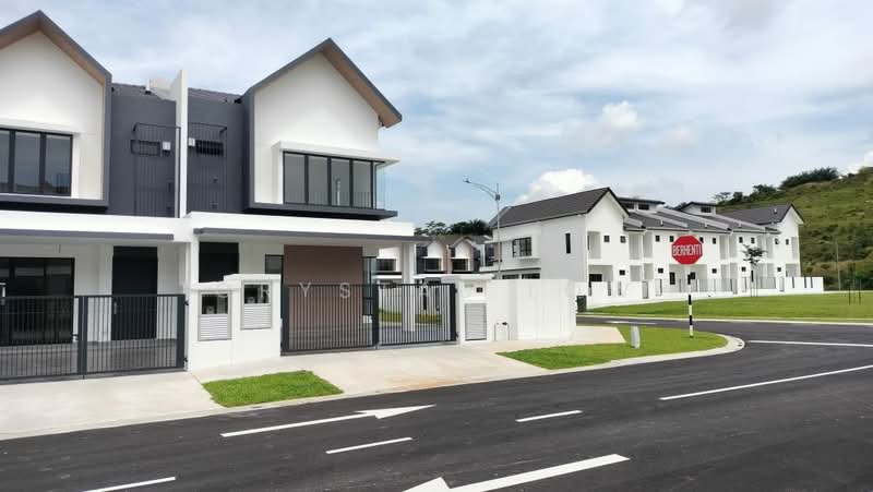 2-storey Terraced House for Sale in Dengkil (Selangor) - Crystal Low - PropertyGuru.com.my