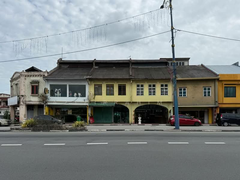 Kedai untuk Dijual di Banting (Selangor) - Azizirrahim . - Exterior - PropertyGuru.com.my