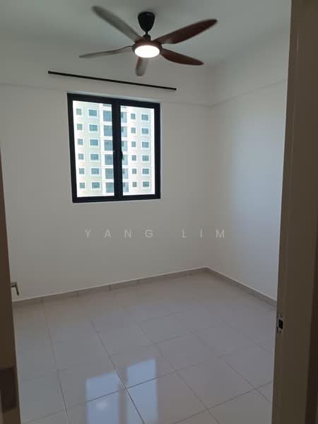 Condominium for Rent at Ideal Venice Residency - Yang Lim - Bedroom - PropertyGuru.com.my