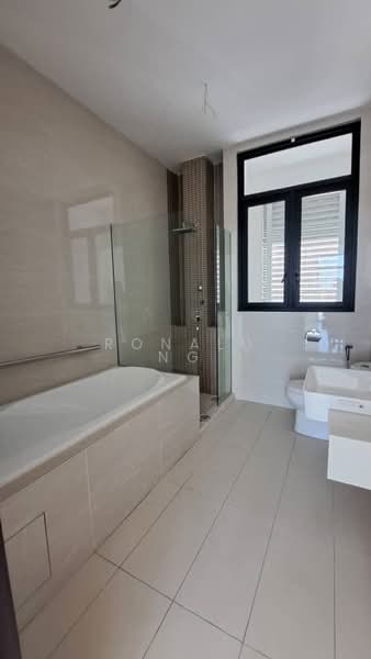 Terraced House for Sale in Sungai Ara (Penang) - Ronald Ng - Bathroom - PropertyGuru.com.my