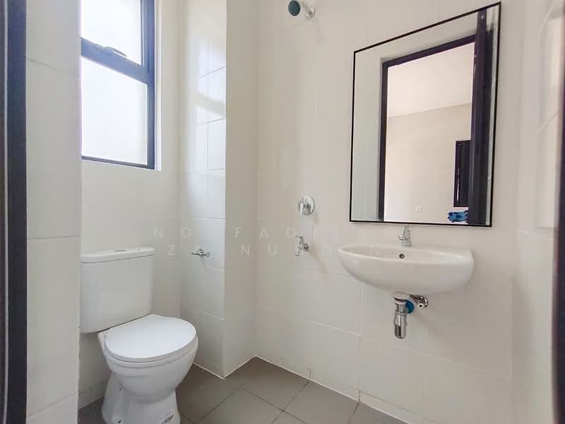 Semi-Detached House for Sale in Shah Alam (Selangor) - NORFADILAH ZAINUDDIN - Bathroom - PropertyGuru.com.my