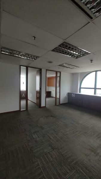Pejabat Runcit untuk Disewa di KL City Centre (Kuala Lumpur) - Abby Tan - Interior - PropertyGuru.com.my