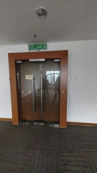 Pejabat Runcit untuk Disewa di KL City Centre (Kuala Lumpur) - Abby Tan - Entrance - PropertyGuru.com.my