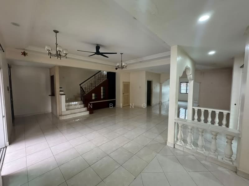 Rumah Teres 2 Tingkat untuk Dijual di Taman Austin Perdana (Tebrau) - Tan Bing Yi - Living Room - PropertyGuru.com.my
