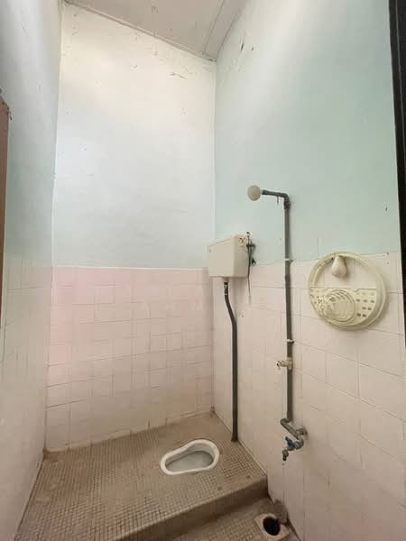 1-storey Terraced House for Sale in Taman Jaya (Kapar) - Wan Azlan Ahmad - PropertyGuru.com.my