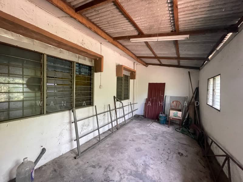 1-storey Terraced House for Sale in Taman Jaya (Kapar) - Wan Azlan Ahmad - PropertyGuru.com.my