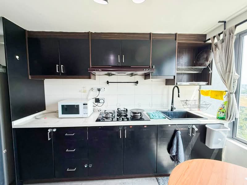 Servis Apartment untuk Disewa di Subang Soho (One Soho) - Lee Jo Surf - Kitchen - PropertyGuru.com.my