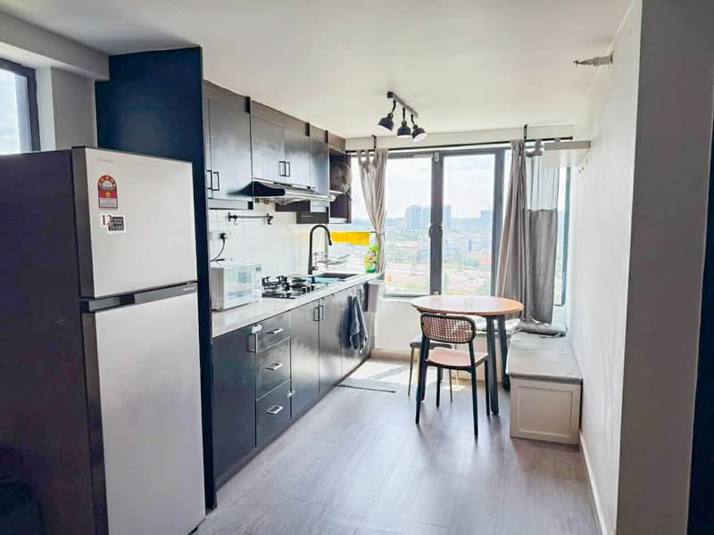 Servis Apartment untuk Disewa di Subang Soho (One Soho) - Lee Jo Surf - Kitchen - PropertyGuru.com.my