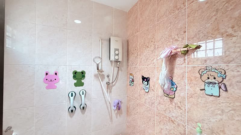 2-storey Terraced House for Sale in Pandan Perdana (Cheras) - Ray Foo - Bathroom - PropertyGuru.com.my