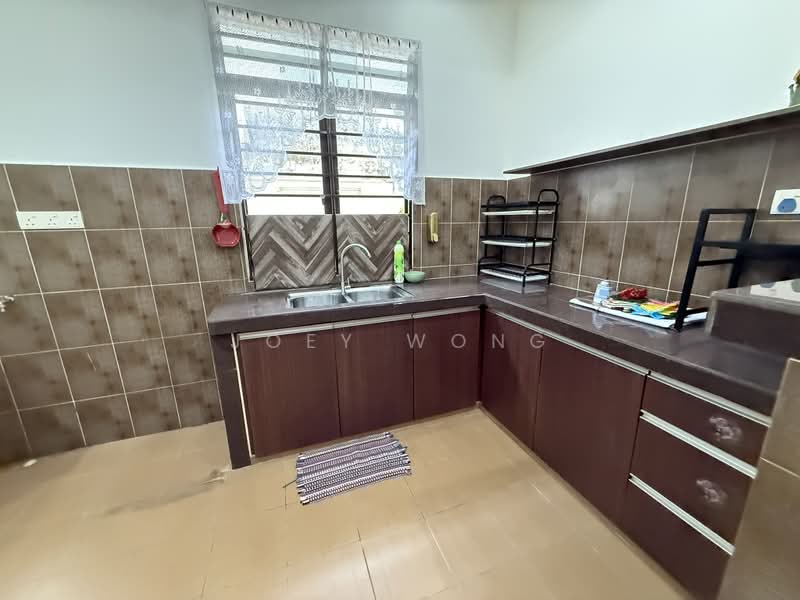 Rumah Teres 2 Tingkat untuk Disewa di Saujana Puchong (Puchong) - Joey Wong - Kitchen - PropertyGuru.com.my