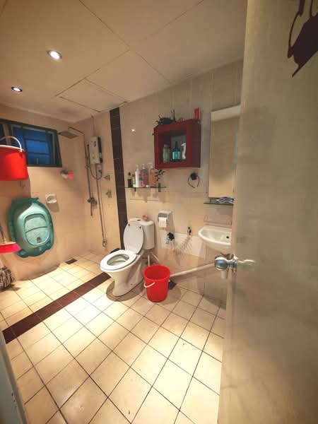 Condominium for Sale at Koi Kinrara - JK Lau - Bathroom - PropertyGuru.com.my