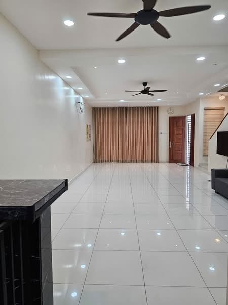 2-storey Terraced House for Sale in Klang (Selangor) - Tabris Wong - Living Room - PropertyGuru.com.my