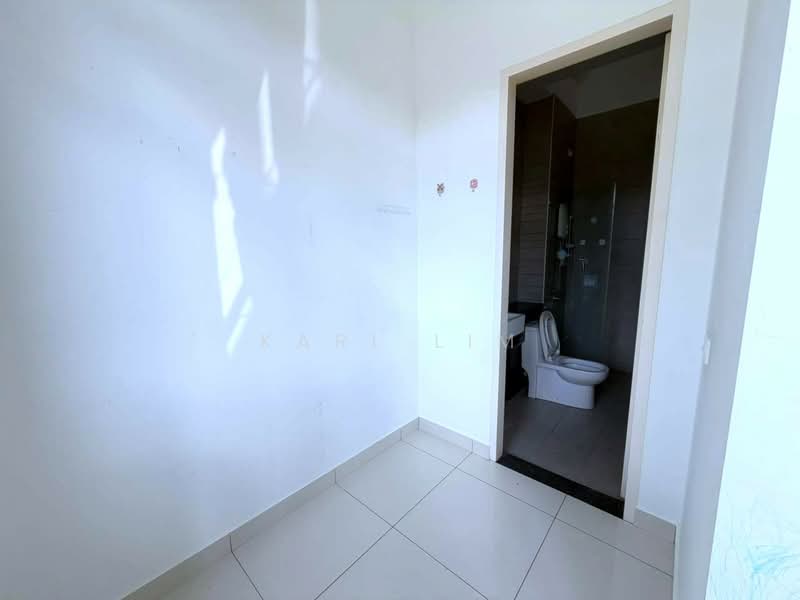 Rumah Teres 2 Tingkat untuk Dijual di Eco Summer (Johor Bahru) - Karl Lim - Bathroom - PropertyGuru.com.my