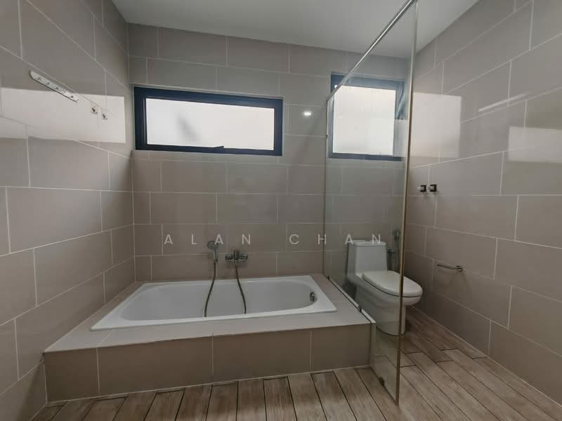 2-storey Terraced House for Rent in 16 Sierra (Puchong) - Alan Chan - Bathroom - PropertyGuru.com.my