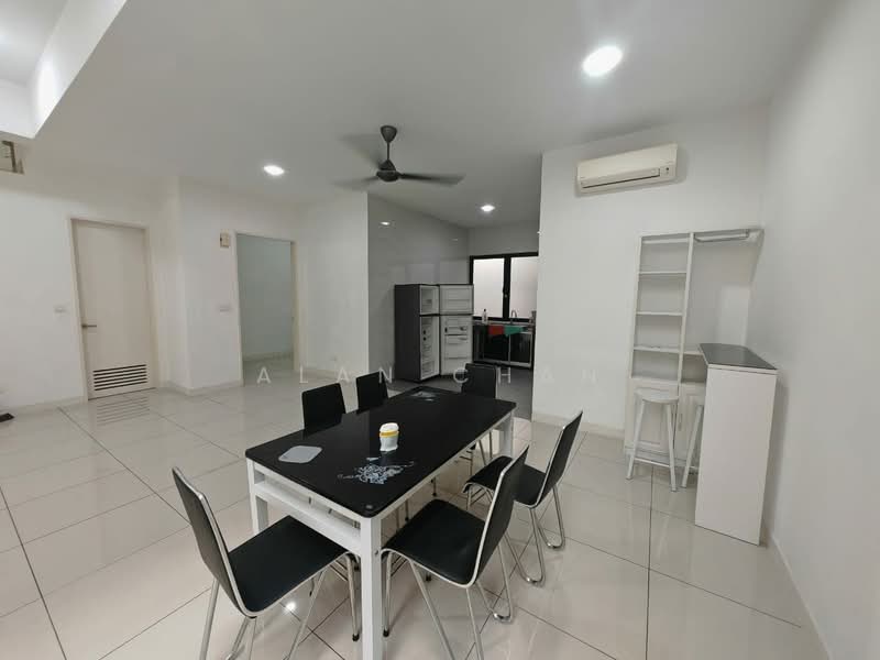 2-storey Terraced House for Rent in 16 Sierra (Puchong) - Alan Chan - Dining Room - PropertyGuru.com.my