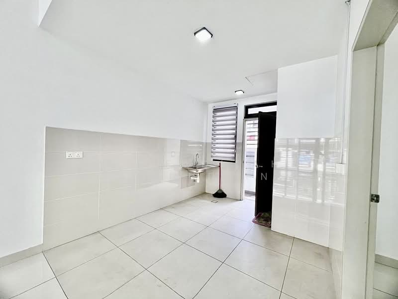 2-storey Terraced House for Sale in Shah Alam (Selangor) - NORFADILAH ZAINUDDIN - Kitchen - PropertyGuru.com.my