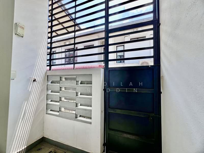 2-storey Terraced House for Sale in Shah Alam (Selangor) - NORFADILAH ZAINUDDIN - Exterior - PropertyGuru.com.my