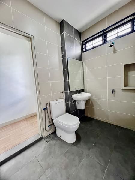 2-storey Terraced House for Sale in Shah Alam (Selangor) - NORFADILAH ZAINUDDIN - Bathroom - PropertyGuru.com.my