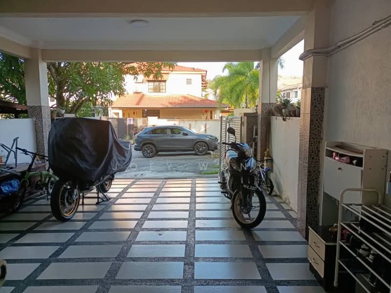 2-storey Terraced House for Sale in Saujana Puchong (Puchong) - Joey Wong - Exterior - PropertyGuru.com.my