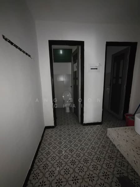 Kedai untuk Disewa di Taman Adda Heights (Tebrau) - Ang Boon Chai - Bathroom - PropertyGuru.com.my
