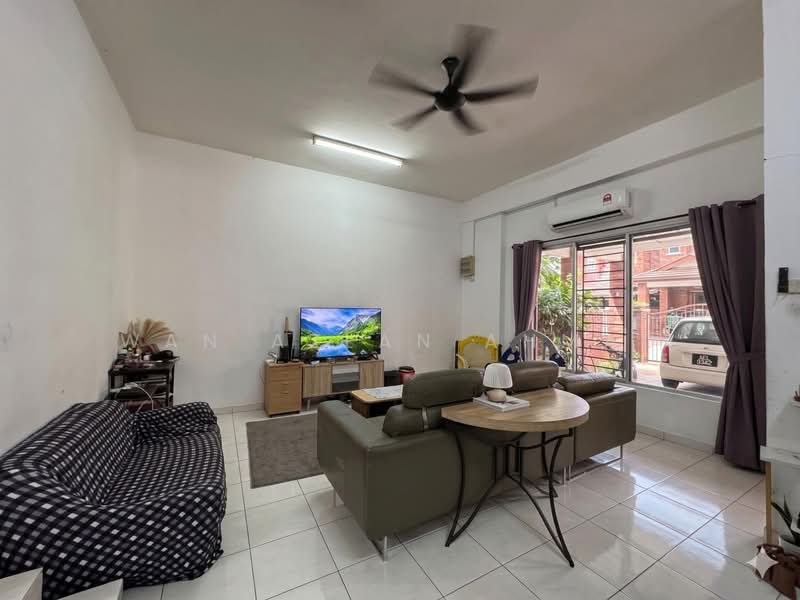 2-storey Terraced House for Sale in Alam Budiman (Shah Alam) - Wan Azlan Ahmad - PropertyGuru.com.my