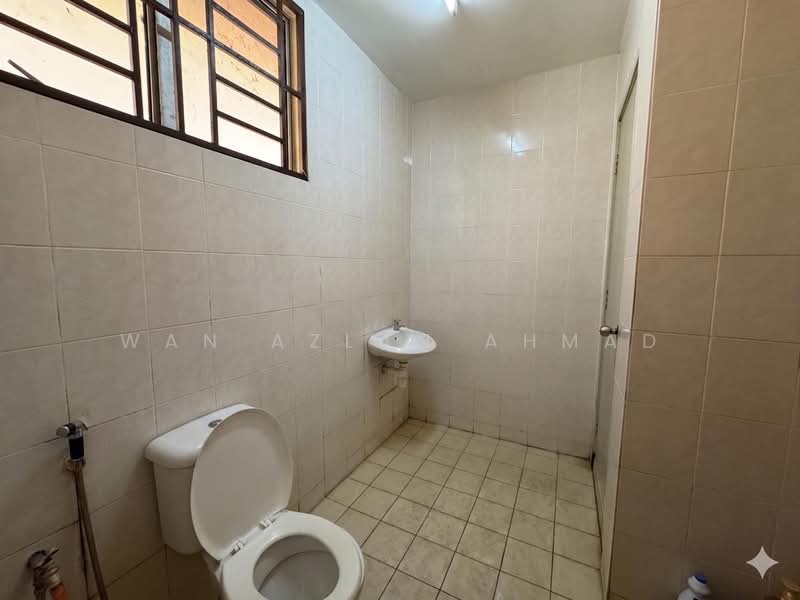 2-storey Terraced House for Sale in Alam Budiman (Shah Alam) - Wan Azlan Ahmad - PropertyGuru.com.my