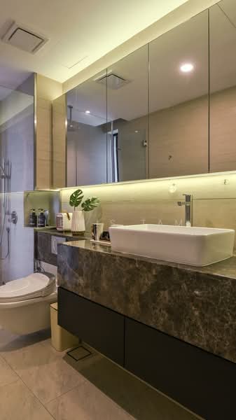 Kondominium untuk Dijual di One Central Park - Lewis Tam - Bathroom - PropertyGuru.com.my