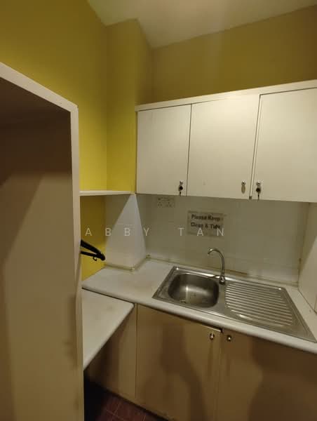 Office for Rent in Taman Bukit Pantai (Bangsar) - Abby Tan - Kitchen - PropertyGuru.com.my