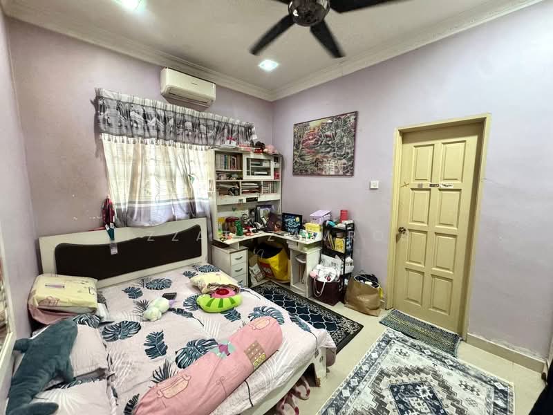 Rumah Berkembar untuk Dijual di Taman Taming Maju (Cheras) - Izzat Zamros - PropertyGuru.com.my