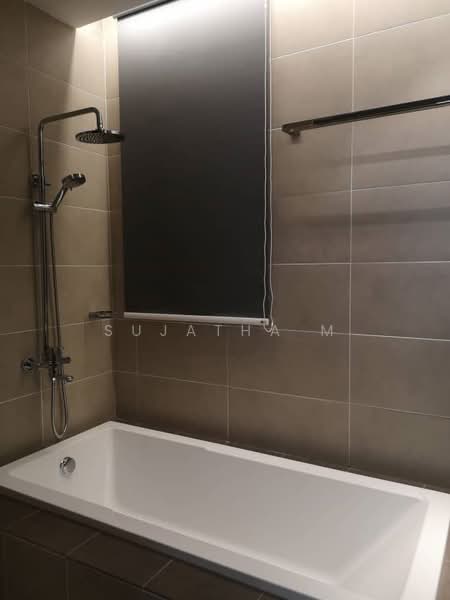 Service Residence for Rent at KL Gateway Premium Residences - Sujatha M - Bathroom - PropertyGuru.com.my