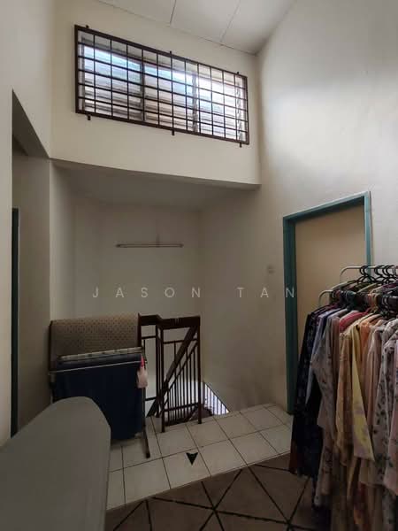 Rumah Teres 2 Tingkat untuk Dijual di Taman Lestari Putra (Seri Kembangan) - Jason Tan - Interior - PropertyGuru.com.my