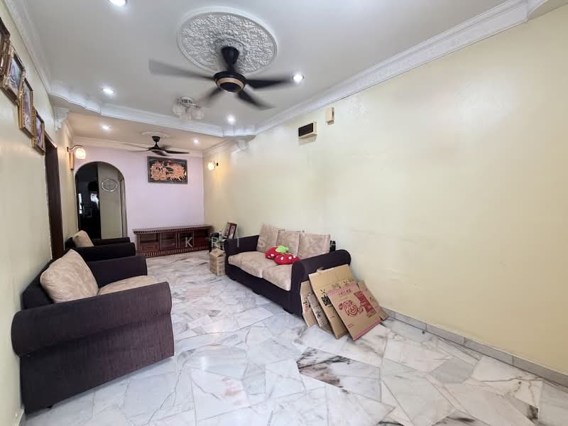 1-storey Terraced House for Sale in Taman Damai Indah (Kajang) - Kris Tan - Living Room - PropertyGuru.com.my