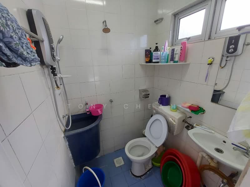 Pangsapuri untuk Dijual di Sri Ivori Apartment - Tony Cheah - Bathroom - PropertyGuru.com.my