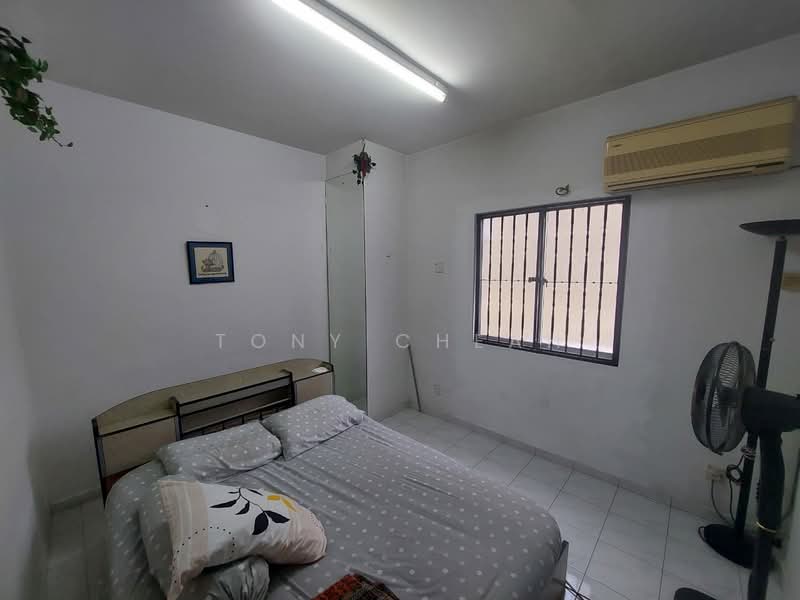 Pangsapuri untuk Dijual di Sri Ivori Apartment - Tony Cheah - Bedroom - PropertyGuru.com.my