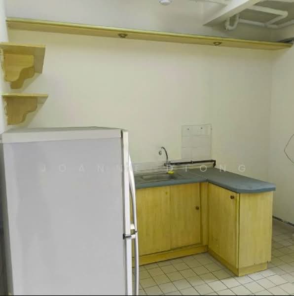 Kondominium untuk Dijual di Sri Manja Court - Joanne Diong - Kitchen - PropertyGuru.com.my